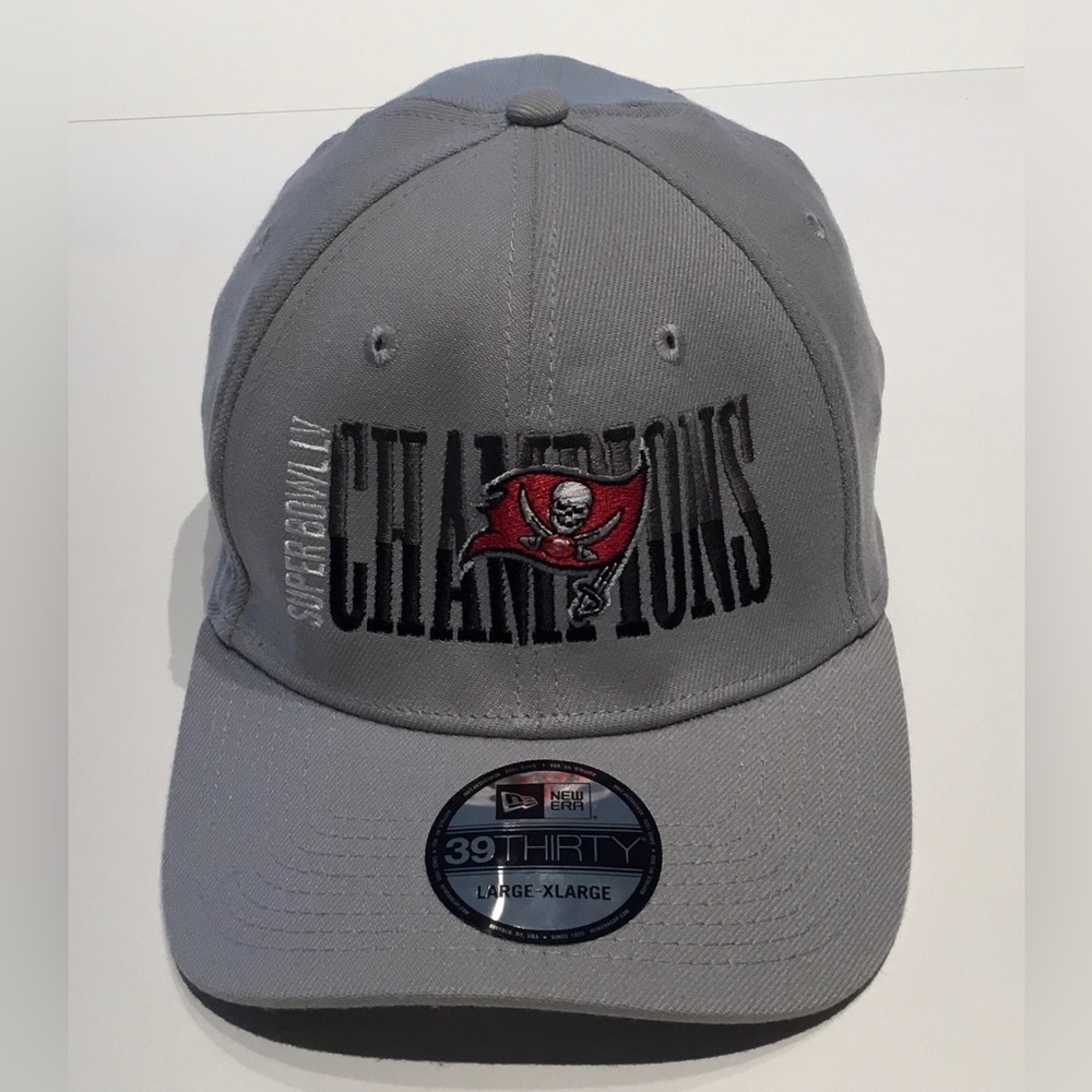 Brand New/Never Worn New Era Buccaneers Super Bowl LV Champions 39THIRTY Hat